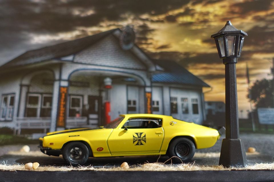 Chevrolet Camaro Drag Racer 1/43+ + Diorama in Marzoll