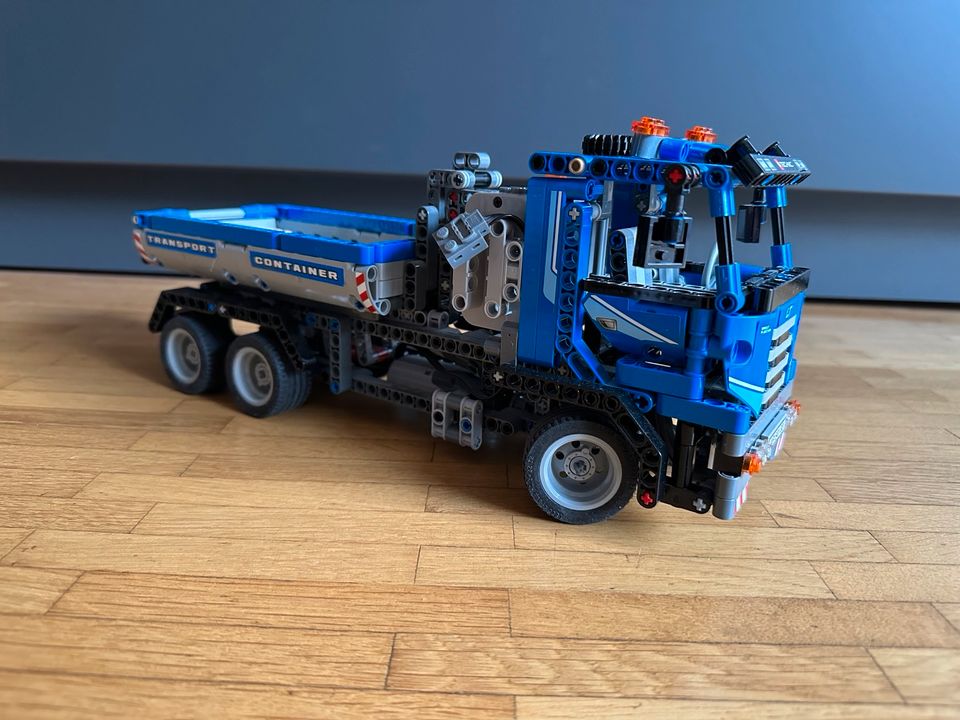 Lego Technik Container Truck 8052 in Köln