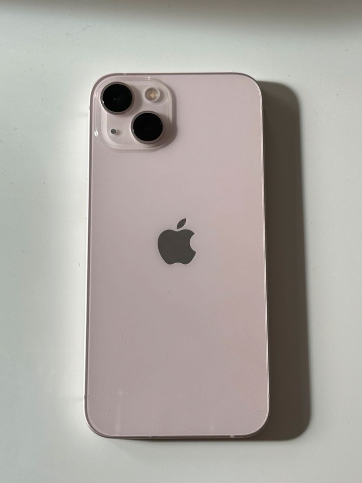 iPhone 13, Roségold, 128 GB in Warburg