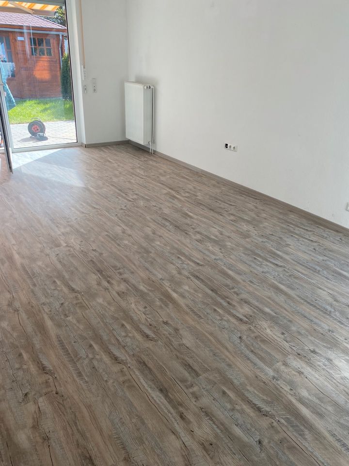 Bodenverlegung Laminat PVC Vinyl Parkettboden verlegen in Ganderkesee