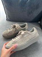 Puma Basket Damen sneaker grau hellgrau Wildleder Silber Plateau München - Schwabing-West Vorschau