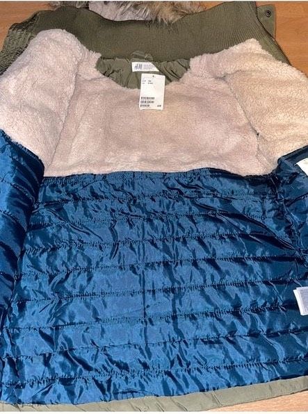 H&M Parka Winterjacke Jacke 140 neu in Berlin