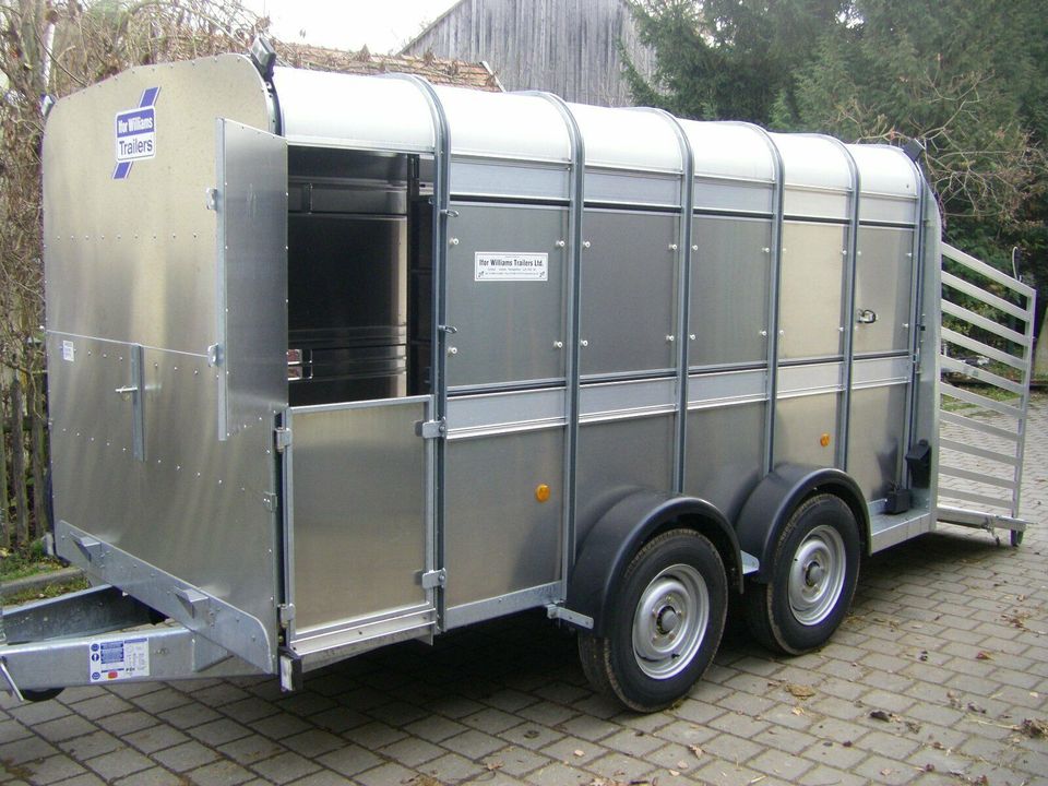 Ifor Williams Viehanhänger TA 510 G 12x6 Maße 372x178x182 in Pöttmes