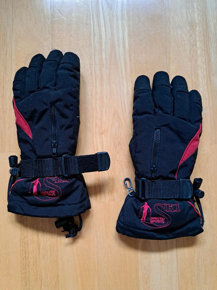 Handschuhe Größe 128 in Thyrnau