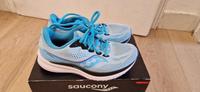 Saucony Triumph 19 Laufschuh Gr. 37,5 Köln - Höhenberg Vorschau
