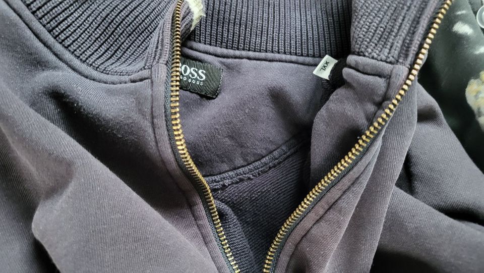 Boss Pulli XXL vintage alt in Paderborn