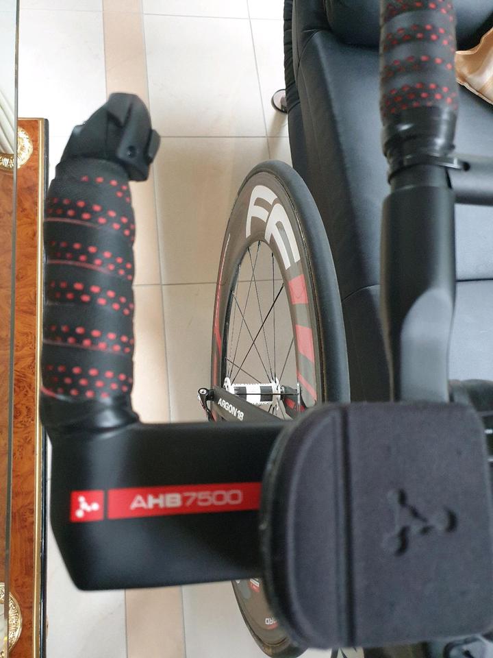 Reduziert! Zeitrad Rennsportrad CARBON Argon18 Campagnolo in Hamburg