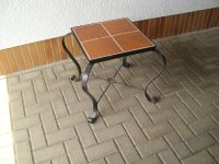 Hocker Schmiedeeisen, Blumenständer 60er 70er DDR Hessen - Borken Vorschau