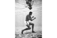 PLAKAT MUHAMMAD ALI cassius clay UNTER WASSER DEKO POSTER DIN A2 Berlin - Marzahn Vorschau