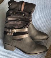 NEU Stiefel Gr.37  Weichbettung Schwarz Bayern - Kaufering Vorschau