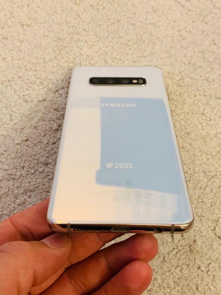 Original Samsung S 10 plus Duos Handy weiß 128GB in Elze