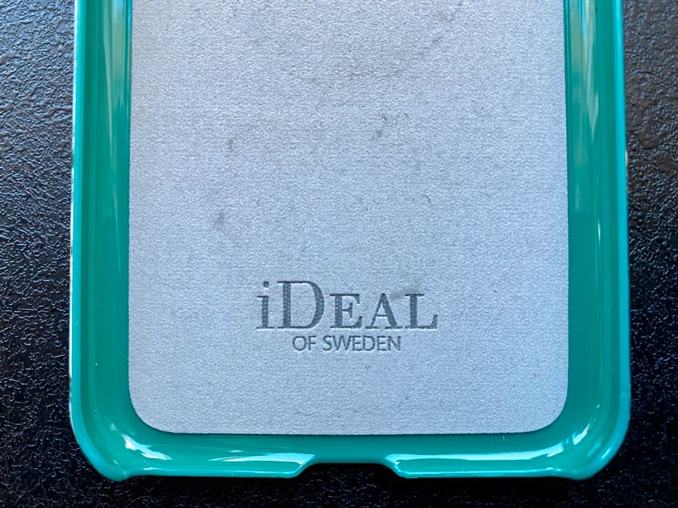 Ideal of Sweden Handyhülle IPhone X/XS Ringhalter/Qi Ladepad in Dresden