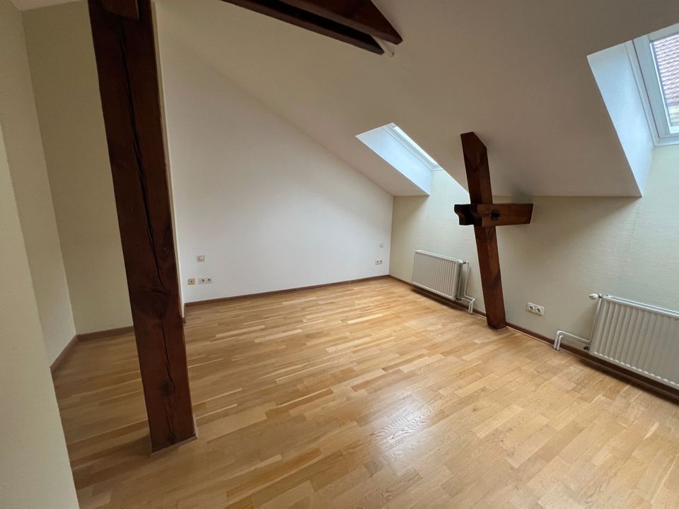 3-Zimmer Dachgeschosswohnung in Spandau's Innenstadt! in Berlin