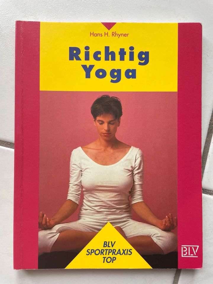 Yoga Bücher Literatur Konvolut Gesundheit in Bad Salzungen