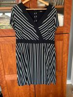 Schönes Sommerkleid von S.Oliver Black Label blau Niedersachsen - Jork Vorschau