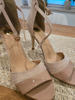 Buffalo High Heels Neu Gr.39 Baden-Württemberg - Mössingen Vorschau