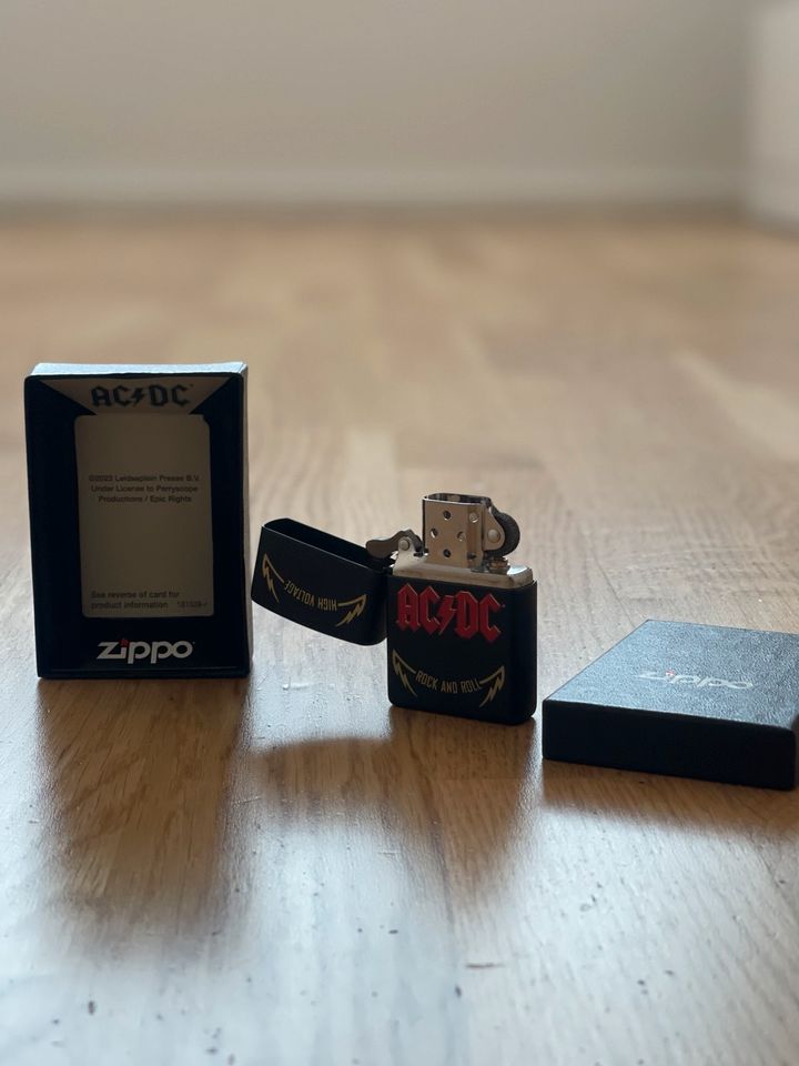 ACDC ZIPPO in Schorndorf