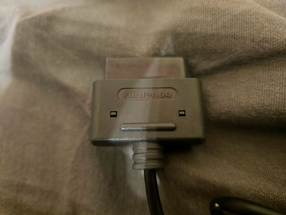 Super nintendo Controller Komplett gereinigt in Zweifelscheid