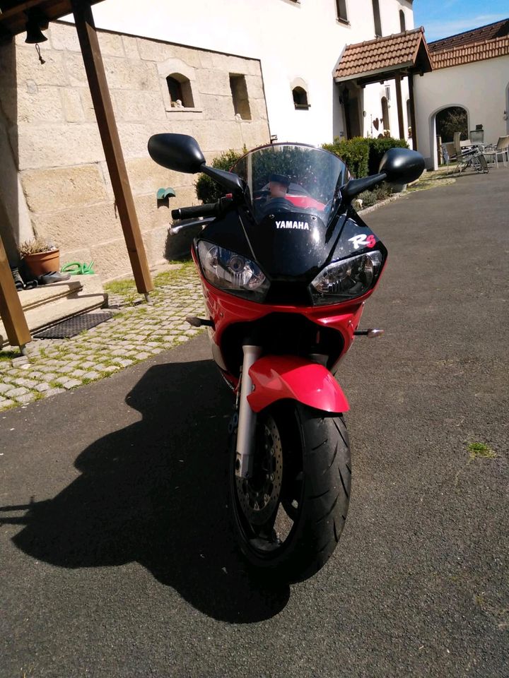 Yamaha YZF-R6 TÜV Neu in Mitterteich