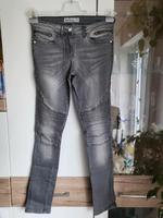 Graue Jeans in Größe 36 Nordrhein-Westfalen - Windeck Vorschau