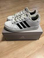 Adidas Grand Court K Schuhe Gr. 38 Bayern - Puchheim Vorschau