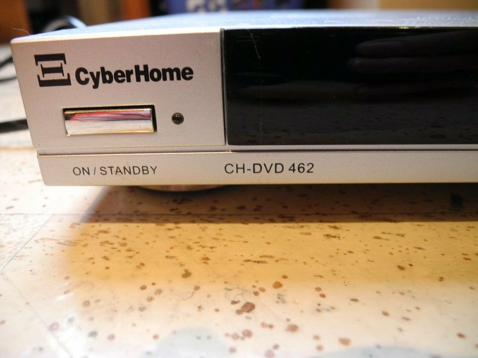 DVD-Player Cyberhome CH-DVD 462, funktioniert gut in Nürnberg (Mittelfr)
