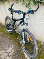 Fahrrad Specialized 26 Zoll Nordrhein-Westfalen - Wermelskirchen Vorschau