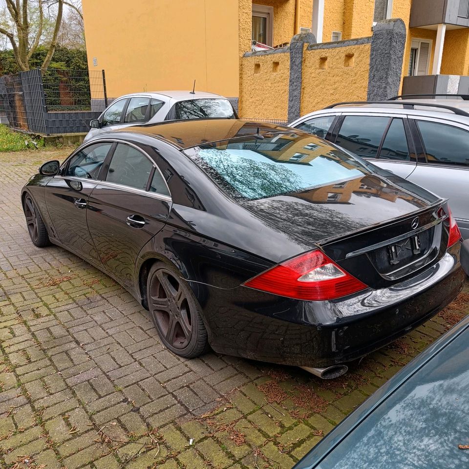 Mercedes CLS W219 350 Schlachtfest Teile Motorhaube Stoßstange in Oberhausen