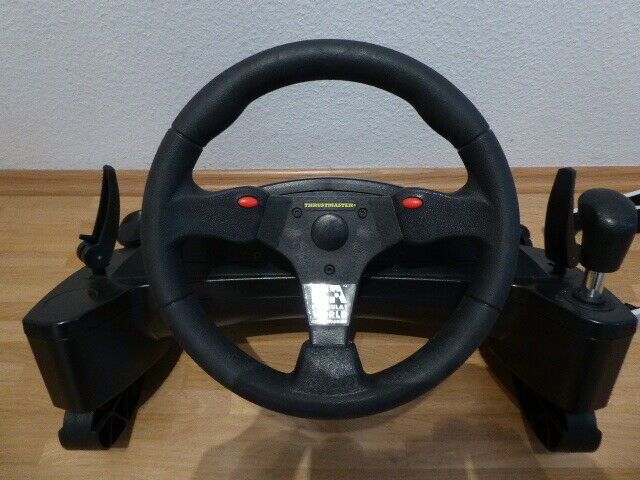 PC-Zubehör Thrustmaster Racing Wheel und Pedalset in Gönnheim