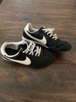 Original Nike Schuhe in 38,5 für 5€ Altona - Hamburg Ottensen Vorschau