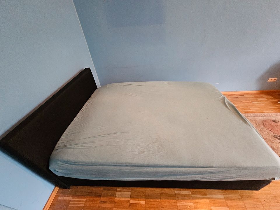 Boxspringbett 200 x 140 Bonell Federkern Schwarz Topper in München