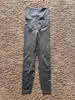 Nike Damen-Leggings Gr. XS mit hohem Bund (Umklappbarer Bund) Hessen - Ober-Ramstadt Vorschau