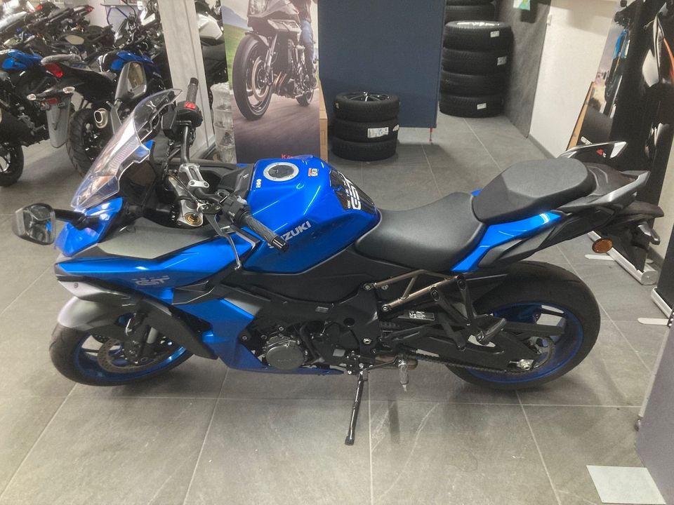 Suzuki GSX-S 1000 GT in Schotten