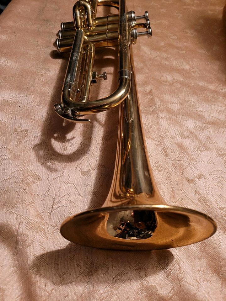 Qualität Trompete Künnl&Hoyer, guten Zustand mit Koffer Mundstück in Riedenburg