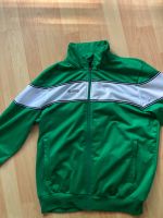 Grüne Sportjacke (L) Leipzig - Gohlis-Nord Vorschau