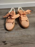 Puma Sneakers Schuhe Damen Suede Heart gr 38,5 Dortmund - Brackel Vorschau