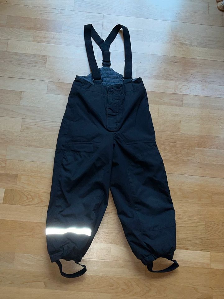 Warme Kinder Schneehose H&M Gr 122 Skihose Winter schwarz Jungen in Gifhorn