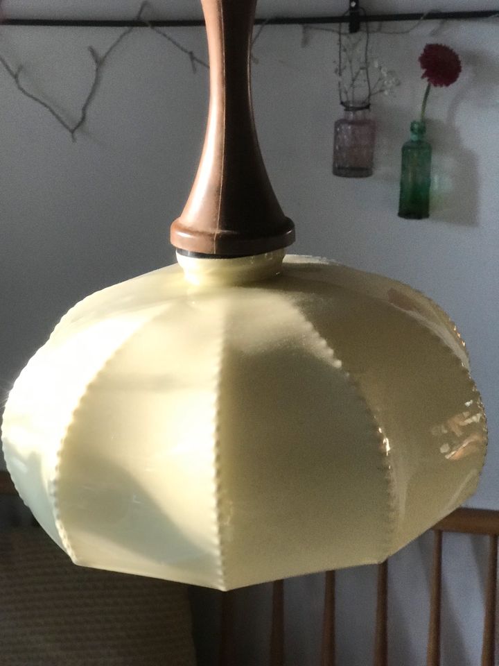 Berliner Glas Lampe , 1920? Mit Bakelit in Hessen - Oberursel (Taunus) |  Lampen gebraucht kaufen | eBay Kleinanzeigen ist jetzt Kleinanzeigen