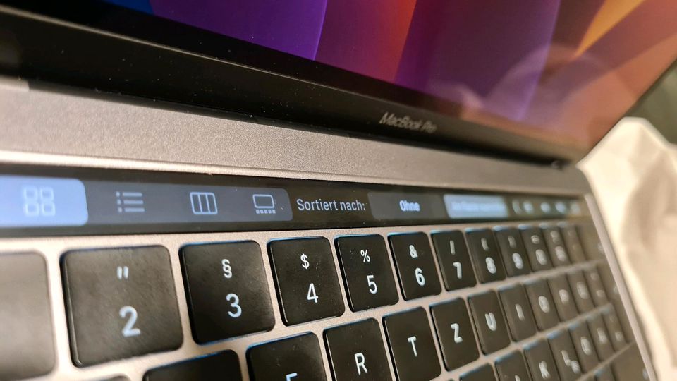 Macbook Pro mit Touchbar 2018 inkl Garantie in Uetze