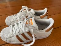 Adidas Superstar rosé Gold, 37 1/3, kaum getragen Altona - Hamburg Ottensen Vorschau