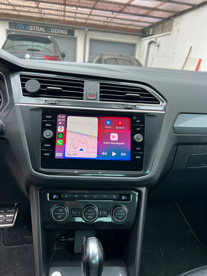 VW Seat Audi Skoda CarPlay Android Auto Freischalten Update Navi in Göppingen