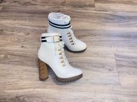 High Heels Neu Gr. 37,5 Creme/Beige Stiefeletten Bayern - Bad Staffelstein Vorschau