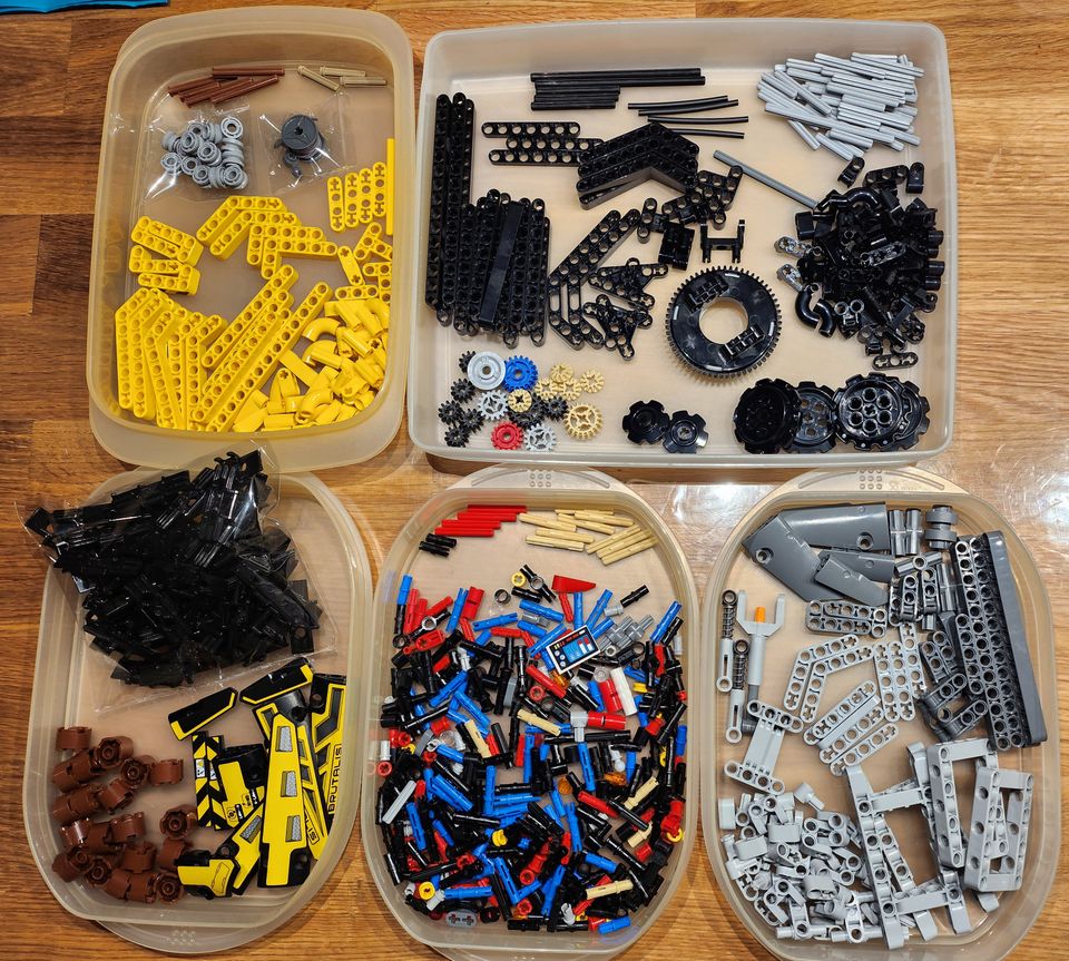 LEGO Technik 42094 Raupenlader 2 in 1, unbespielt, vollständig! in Cuxhaven