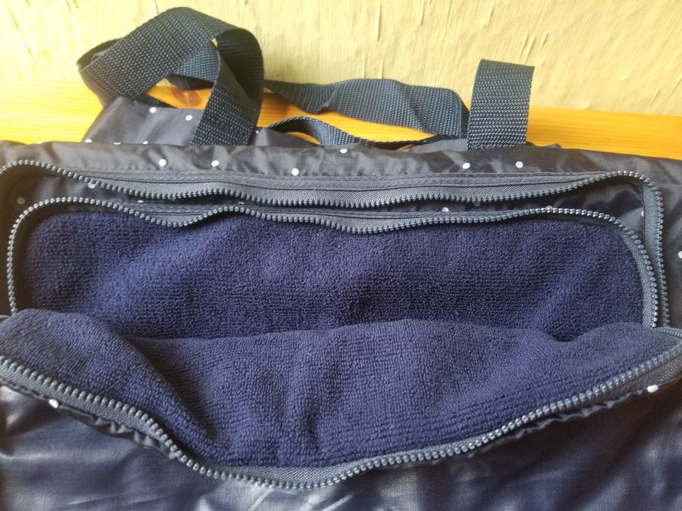 2 in 1 Rucksack oder Tasche von Tchibo in Ainring