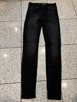 Jeans, Gr. 27, schwarz, Skinny, von New Yorker, neu Hessen - Buseck Vorschau