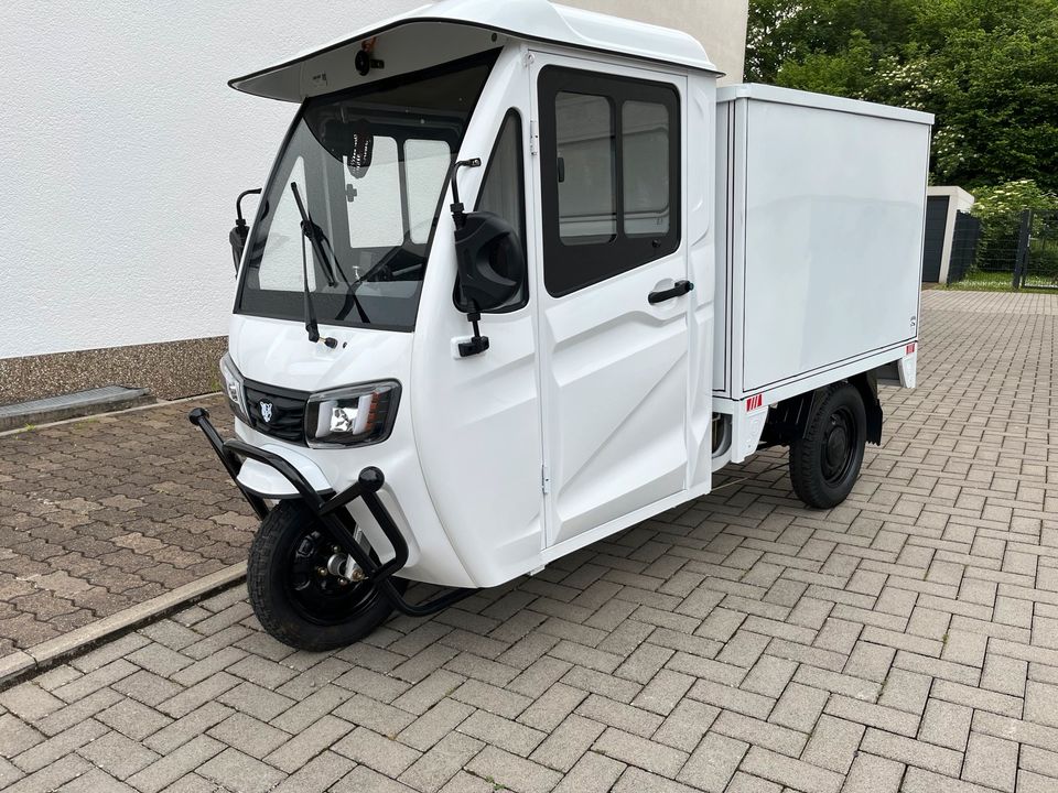 Lastendreirad Elektro mit Kofferaufbau, ähnlich Ape / Tuk Tuk in Saarwellingen