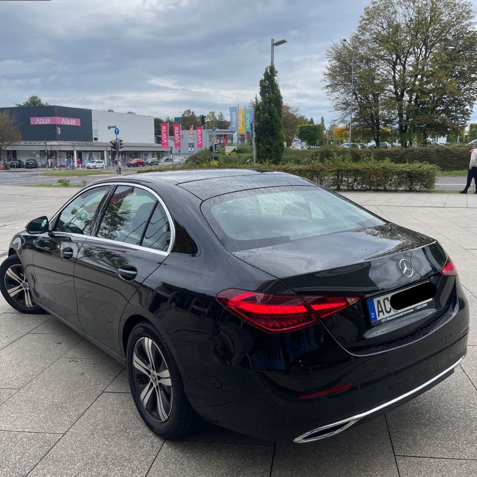 Limousine mieten: Mercedes C Klasse (Automatik) 99€ Pro Tag in Aachen