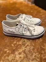 Leomil Disney Mickey Maus Chucks Schuhe Sneakers weiß Nordrhein-Westfalen - Solingen Vorschau