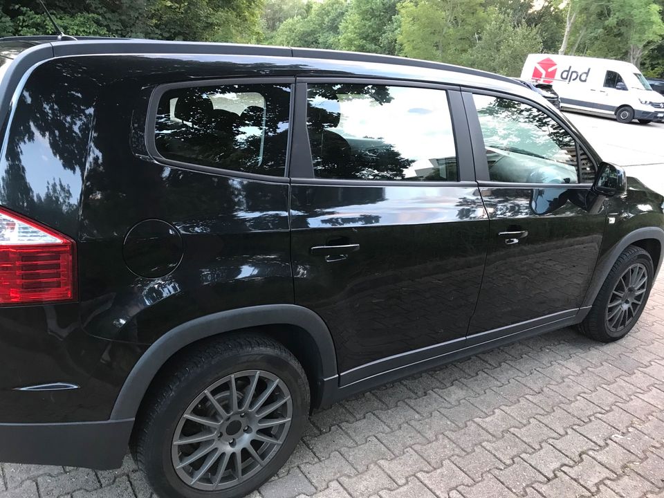 Chevrolet Orlando 1.8L -LS- 7 Sitzer 11/2012 in Lüneburg