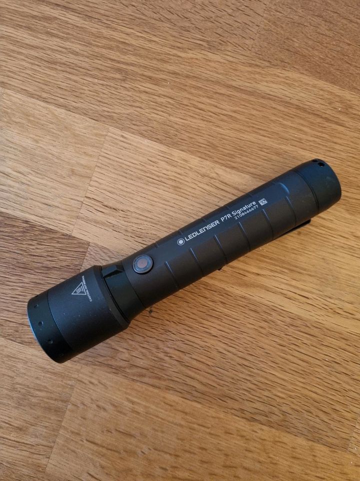 Ledlenser P7R Signature Teil Defekt Taschenlampe in Vettweiß